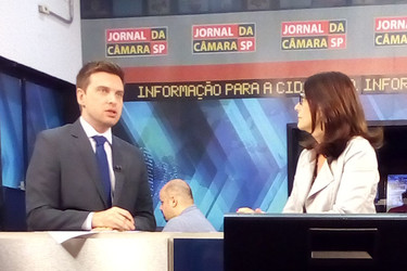 CRP SP concede entrevista sobre os perigos dos desafios na internet para o Jornal da Câmara SP