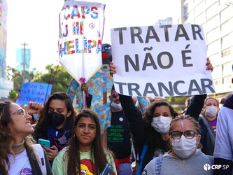 CRP SP marca presença no ato do Dia Nacional da Luta Antimanicomial, na Avenida Paulista